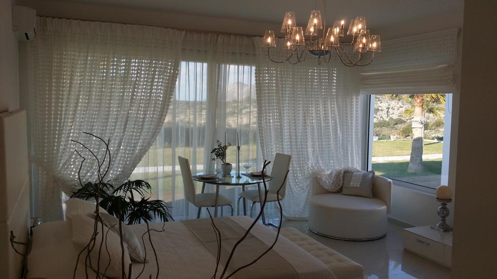 Villa Reveli Estate Kalathas Habitación foto