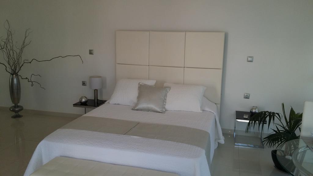 Villa Reveli Estate Kalathas Habitación foto